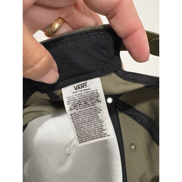 Lot of 2 Vans Hat Cap Snapback - Maroon Suede Bill Visor + Green Of Wall No 66 - Picture 6 of 14